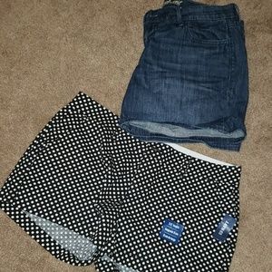 Lot size 6 old navy shorts